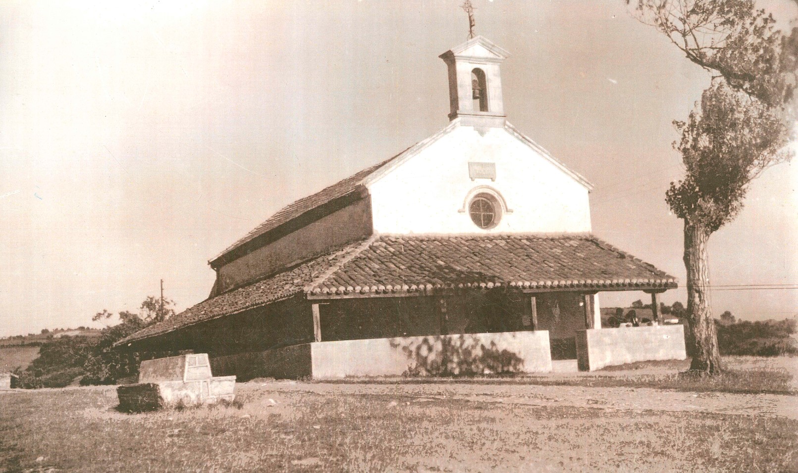 La ermita de “Andra Mari de Agirre”