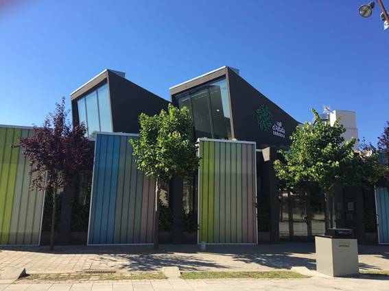 Imagen de la fachada de la biblioteca de Vall d'Alfatà.