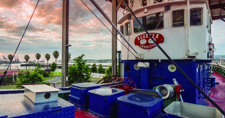 Barco museo Agurtza - Paseo Marítimo